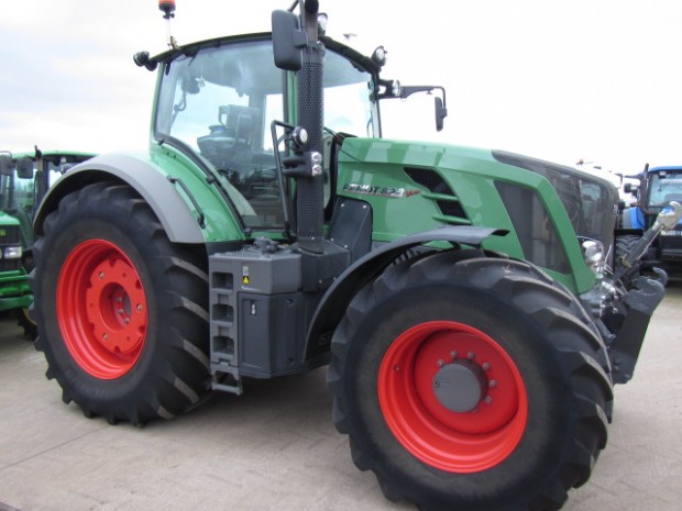 Fendt 828 Profi-Plus