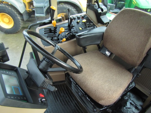 John Deere 7810