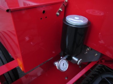 Massey Ferguson 1839 baler