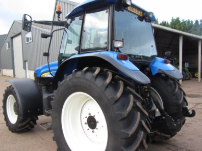 New Holland TM155