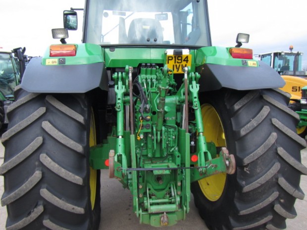 John Deere 7800