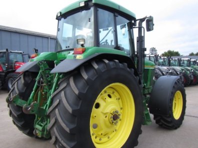 John Deere 7800