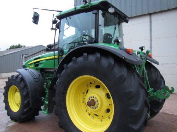 John Deere 7930