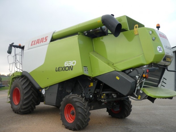 Claas 630 Montana combine