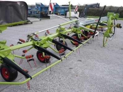 Claas Volto 900 8 rotor tedder