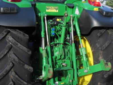 John Deere 7530