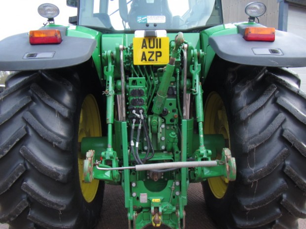 John Deere 7930