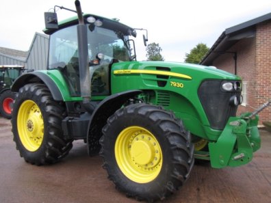 John Deere 7930
