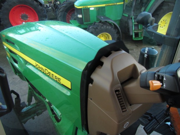 John Deere 7930