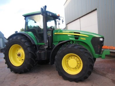 John Deere 7930