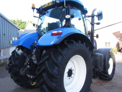 New Holland T7.200