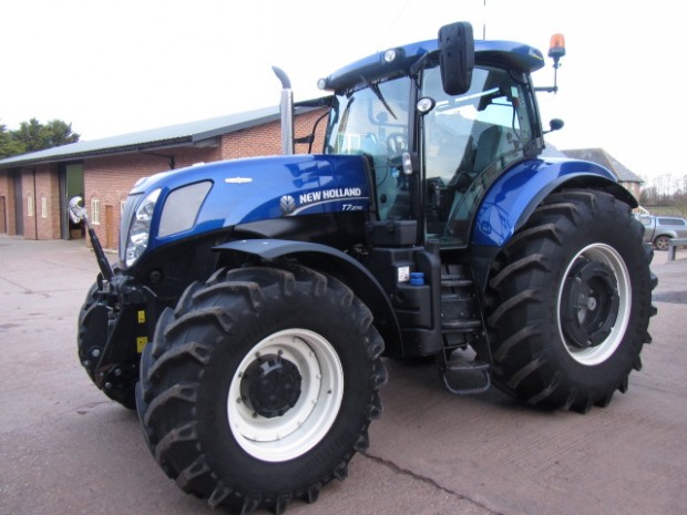 New Holland T7.270