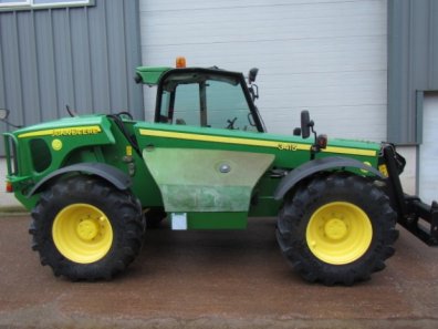 John Deere 3415