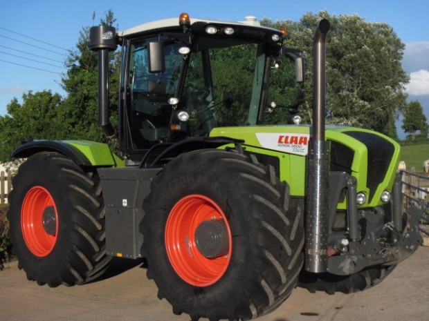 Claas Xerion 3800