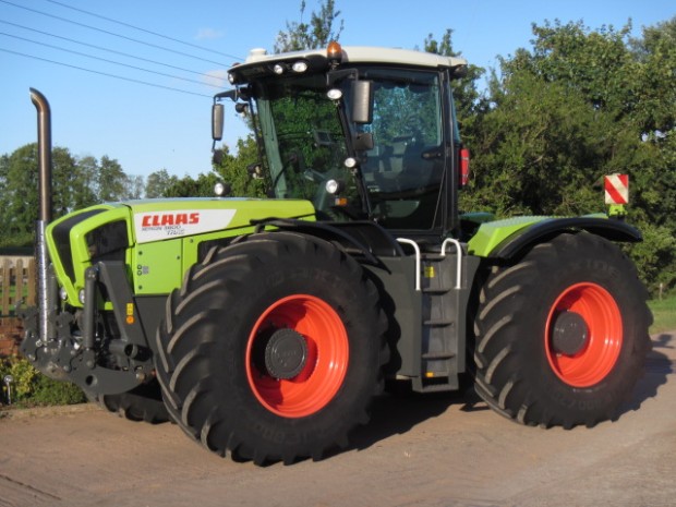 Claas Xerion 3800
