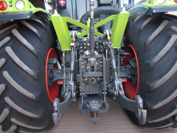 Claas Xerion 3800