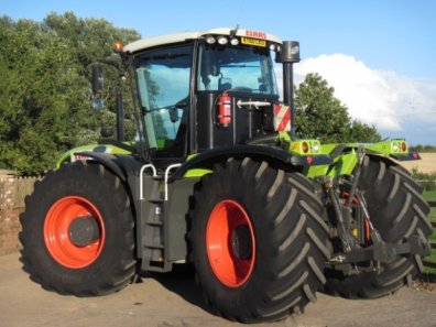 Claas Xerion 3800