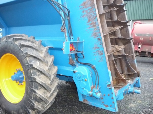 Bunning Lowlander 105 MK4 spreader