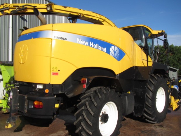 New Holland FR9060