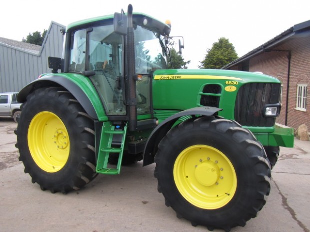 John Deere 6830 Standard