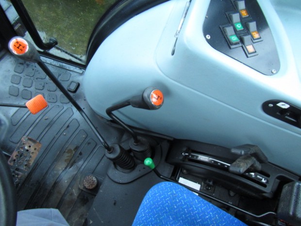 New Holland TD5010