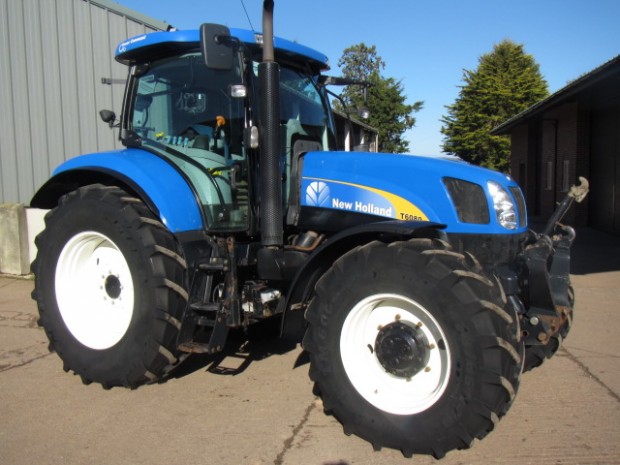 New Holland T6080