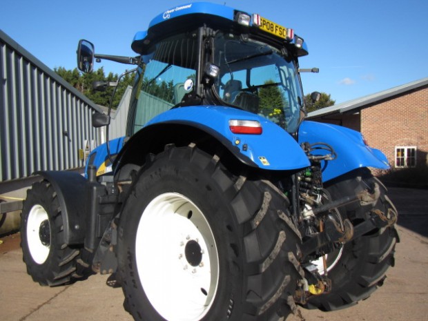 New Holland T6080