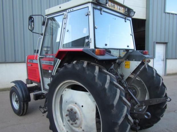 Massey Ferguson 375