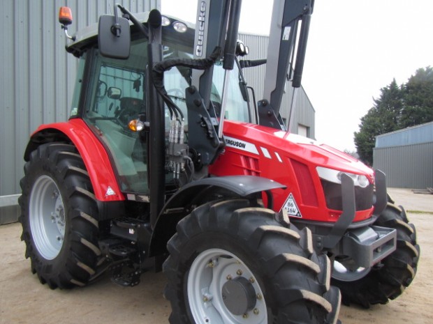 Massey Ferguson 5612