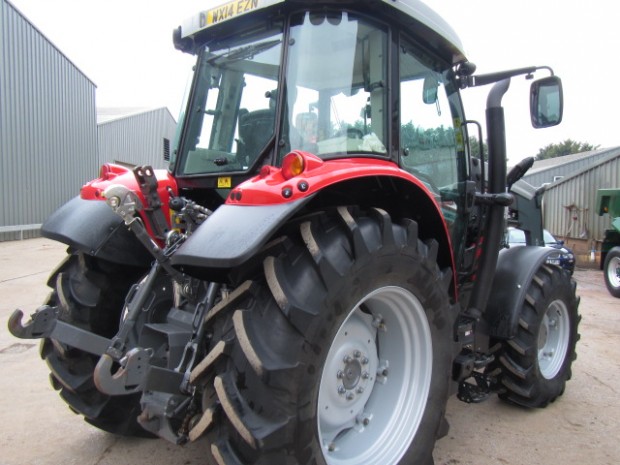 Massey Ferguson 5612