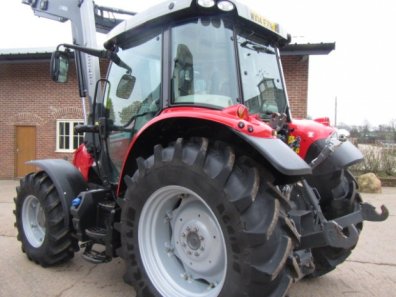 Massey Ferguson 5612