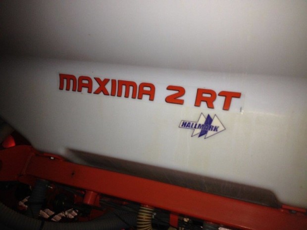 Kuhn Maxima 2 RT 8 row maize drill