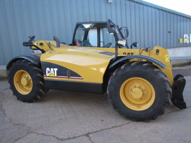 CAT TH220B
