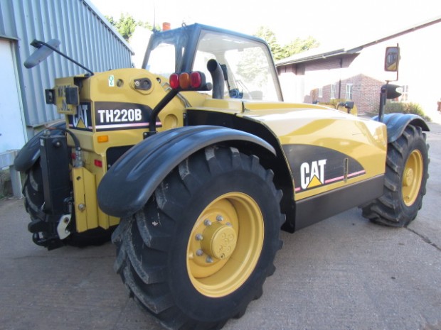 CAT TH220B