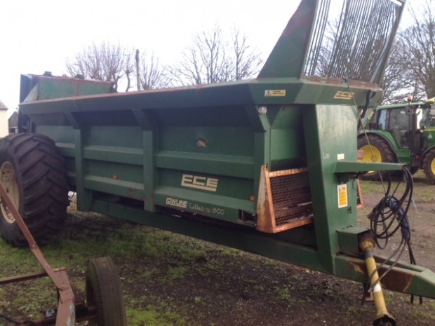 ECE 1500 spreader