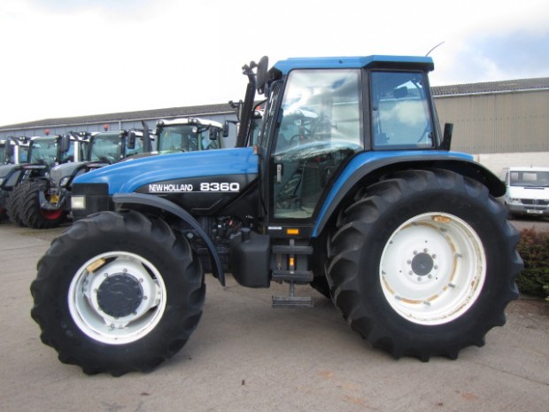 New Holland 8360