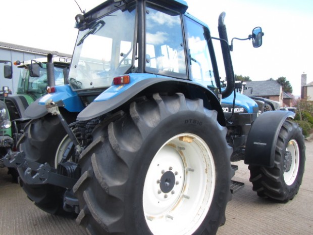 New Holland 8360
