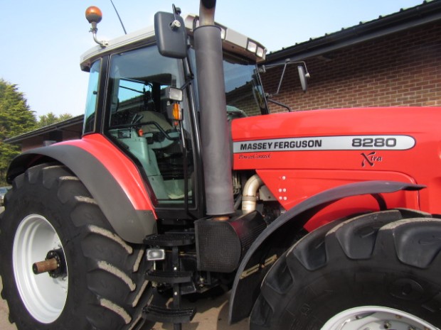 Massey Ferguson 8280 Xtra