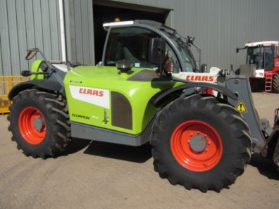 Claas 7045 Plus