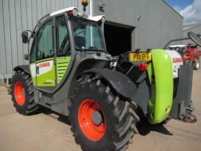Claas 7045 Plus