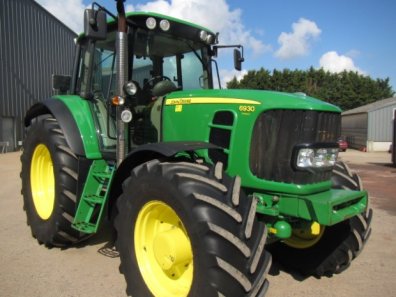 John Deere 6930