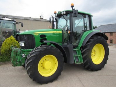 John Deere 6930