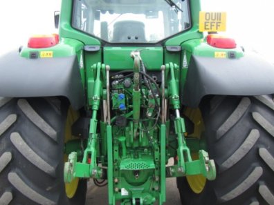 John Deere 6930
