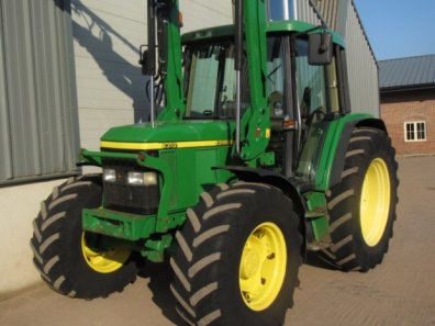 John Deere 6310