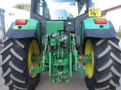 John Deere 6310
