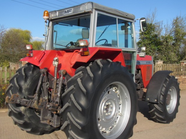 Massey Ferguson 2720