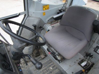 Massey Ferguson 390