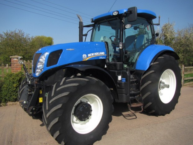 New Holland T7.270