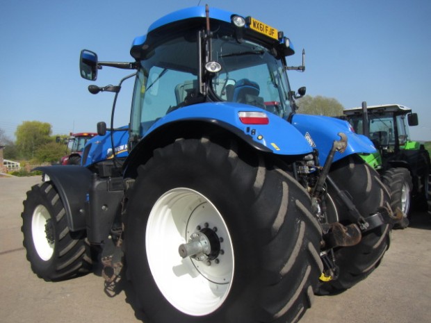 New Holland T7.270