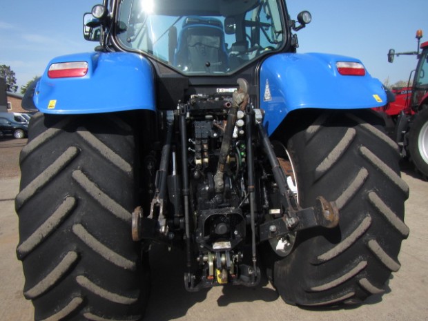 New Holland T7.270